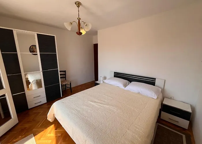 Julieta With Balcony And Grill - By Ta Leut Agency Apartamento