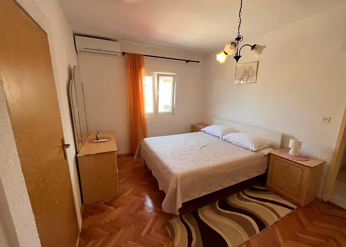 Julieta With Balcony And Grill - By Ta Leut Agency Privlaka (Zadar)